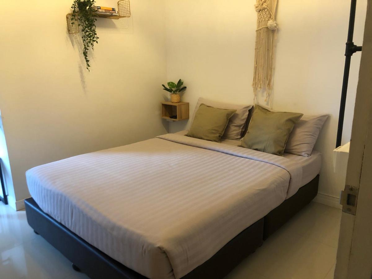 Albergue Samed Big Whale Rayong Exterior foto